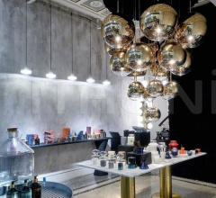 Подвесной светильник MIRROR BALL GOLD 25CM Подвесной светильник MIRROR BALL GOLD 25CM фабрика Tom Dixon