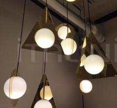 Подвесной светильник PLANE TRIANGLE Подвесной светильник PLANE TRIANGLE фабрика Tom Dixon