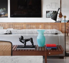 Напольный светильник BEAT FLOOR BLACK Напольный светильник BEAT FLOOR BLACK фабрика Tom Dixon