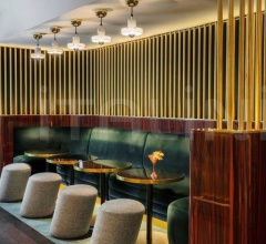 Табурет SLANT STOOL Табурет SLANT STOOL фабрика Tom Dixon
