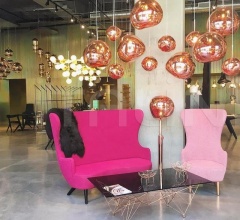 Диван WINGBACK SOFA Диван WINGBACK SOFA фабрика Tom Dixon
