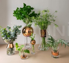 Ваза TANK VASE STEM Ваза TANK VASE STEM фабрика Tom Dixon