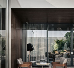 Итальянские Уличные кресла - Кресло Warhol Iroko Outdoor Итальянские Уличные кресла - Кресло Warhol Iroko Outdoor фабрика Minotti