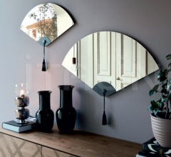 Настенное зеркало WINDERLY Настенное зеркало WINDERLY фабрика Tonin Casa