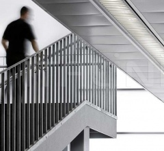 Итальянские Потолочные светильники - Потолочный светильник Linia Итальянские Потолочные светильники - Потолочный светильник Linia фабрика B Lux