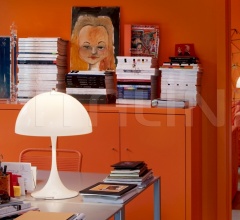 Настольная лампа Panthella Настольная лампа Panthella фабрика Louis Poulsen