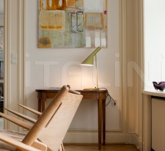 Настольная лампа AJ Настольная лампа AJ фабрика Louis Poulsen