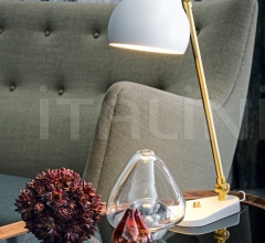 Настольная лампа VL38 Настольная лампа VL38 фабрика Louis Poulsen