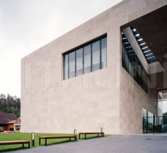 Итальянские Уличные светильники - Светильник H-Bollard фабрика Louis Poulsen