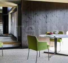 Стул с подлокотниками Montevideo Стул с подлокотниками Montevideo фабрика Tacchini