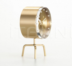 Часы Desk Clocks - Tripod Clock Часы Desk Clocks - Tripod Clock фабрика Vitra