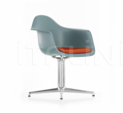 Стул Eames Plastic Armchair DAL Стул Eames Plastic Armchair DAL фабрика Vitra
