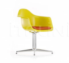 Стул Eames Plastic Armchair DAL Стул Eames Plastic Armchair DAL фабрика Vitra
