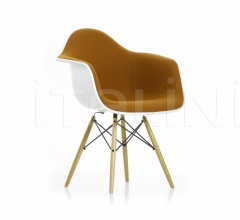 Стул с подлокотниками Eames Plastic Armchair DAW Стул с подлокотниками Eames Plastic Armchair DAW фабрика Vitra