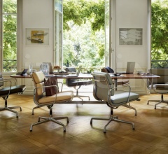 Кресло Soft Pad Chairs EA 217/219 Кресло Soft Pad Chairs EA 217/219 фабрика Vitra