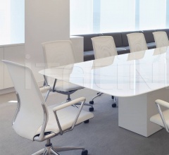 Кресло Meda Chair Кресло Meda Chair фабрика Vitra