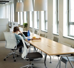 Кресло Meda Chair Кресло Meda Chair фабрика Vitra