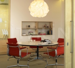 Кресло Aluminium Chairs EA 105/107/108 Кресло Aluminium Chairs EA 105/107/108 фабрика Vitra