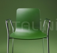 Стул с подлокотником HAL Tube Armrest Стул с подлокотником HAL Tube Armrest фабрика Vitra