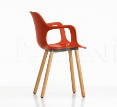 Стул с подлокотником HAL Armchair Wood Стул с подлокотником HAL Armchair Wood фабрика Vitra