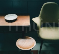 Стул с подлокотником Organic Chair Стул с подлокотником Organic Chair фабрика Vitra