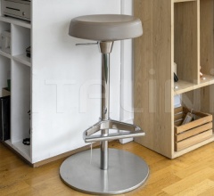 Итальянские Рестораны/Бары - Барный табурет Zeb Stool Soft фабрика Vitra