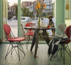Стол обеденный Gueridon Стол обеденный Gueridon фабрика Vitra