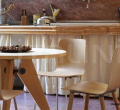 Стол обеденный Gueridon Стол обеденный Gueridon фабрика Vitra