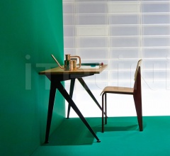 Письменный стол Compas Direction Письменный стол Compas Direction фабрика Vitra