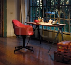 Письменный стол Compas Direction Письменный стол Compas Direction фабрика Vitra