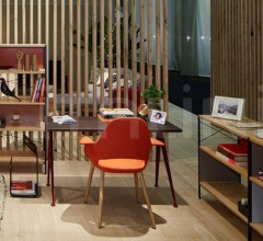 Письменный стол Compas Direction Письменный стол Compas Direction фабрика Vitra