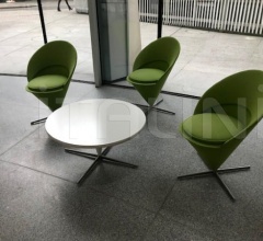 Кресло Cone Chair Кресло Cone Chair фабрика Vitra