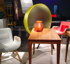 Кресло East River Chair Кресло East River Chair фабрика Vitra