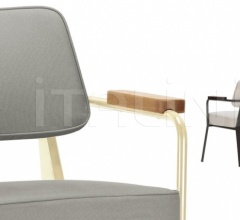 Кресло Fauteuil Direction Кресло Fauteuil Direction фабрика Vitra