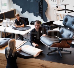 Кресло Lounge Chair & Ottoman Кресло Lounge Chair & Ottoman фабрика Vitra
