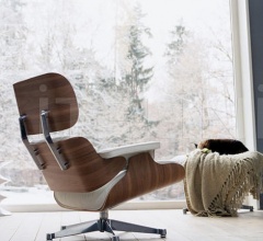 Кресло Lounge Chair & Ottoman Кресло Lounge Chair & Ottoman фабрика Vitra