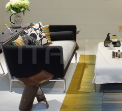 Пуф Butterfly Stool Пуф Butterfly Stool фабрика Vitra