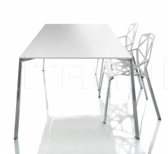 Стул с подлокотниками Chair_One фабрика Magis