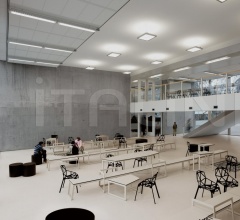 Стул с подлокотниками Chair_One фабрика Magis