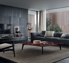 Столик журнальный Bigger фабрика Poliform