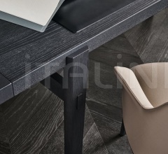 Итальянские Письменные столы - Письменный стол HOME HOTEL Итальянские Письменные столы - Письменный стол HOME HOTEL фабрика Poliform