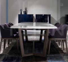 Стол обеденный Concorde фабрика Poliform