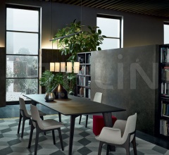 Стол обеденный Howard фабрика Poliform