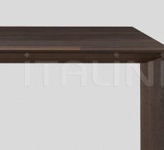 Стол обеденный Gill фабрика Poliform