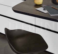 Итальянские Кухни с барной стойкой - Кухня Twelve Итальянские Кухни с барной стойкой - Кухня Twelve фабрика Varenna Poliform