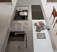 Итальянские Кухни с барной стойкой - Кухня Phoenix Итальянские Кухни с барной стойкой - Кухня Phoenix фабрика Varenna Poliform