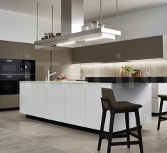 Итальянские Кухни с барной стойкой - Кухня Alea Итальянские Кухни с барной стойкой - Кухня Alea фабрика Varenna Poliform