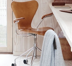 Кресло SERIES 7™ фабрика Fritz Hansen