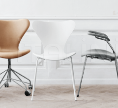 Кресло SERIES 7™ фабрика Fritz Hansen