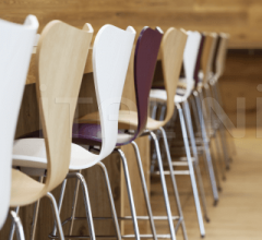 Итальянские Рестораны/Бары - Барный стул SERIES 7™ фабрика Fritz Hansen